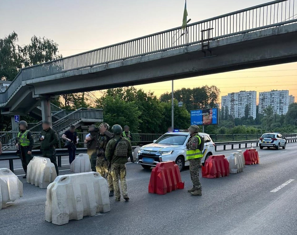 Смертельна ДТП на блокпосту - за поданням прокуратури ВРП продовжила відсторонення підозрюваного судді