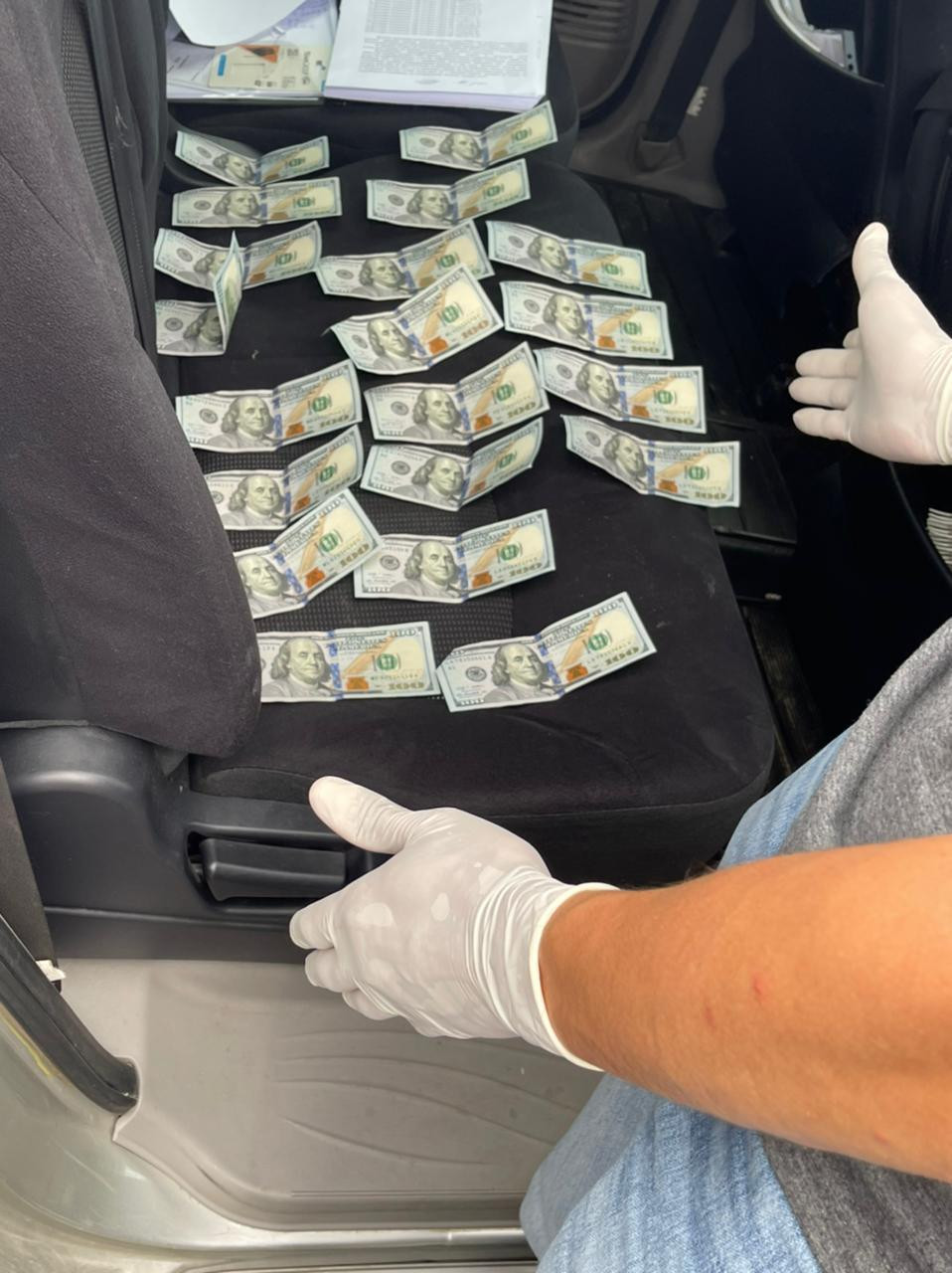 2 тис доларів США за закриття провадження – викрито прокурора відділу на Львівщині (ФОТО)