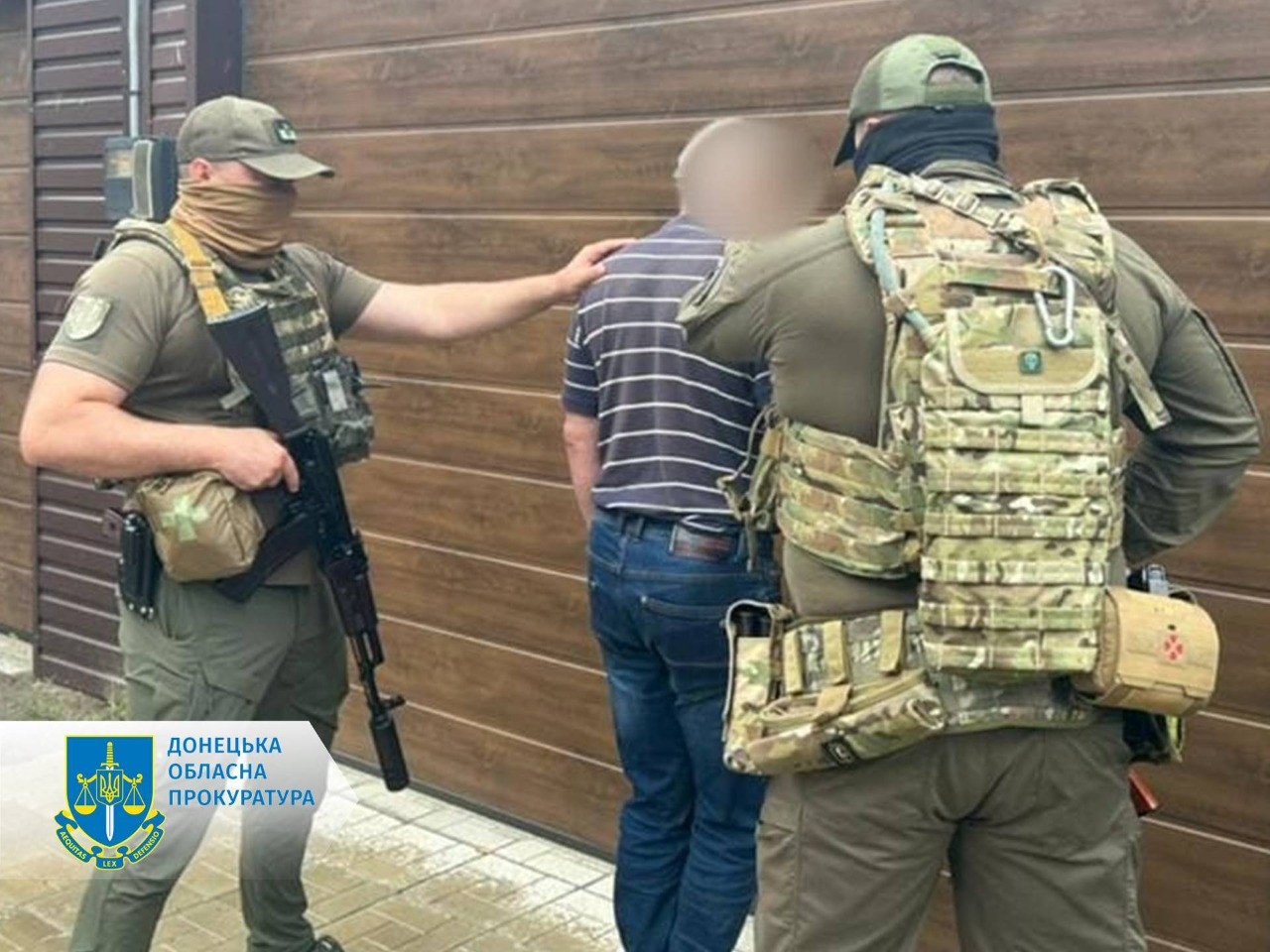 Схвалювали дії окупантів – двом мешканцям Донеччини повідомлено про підозру