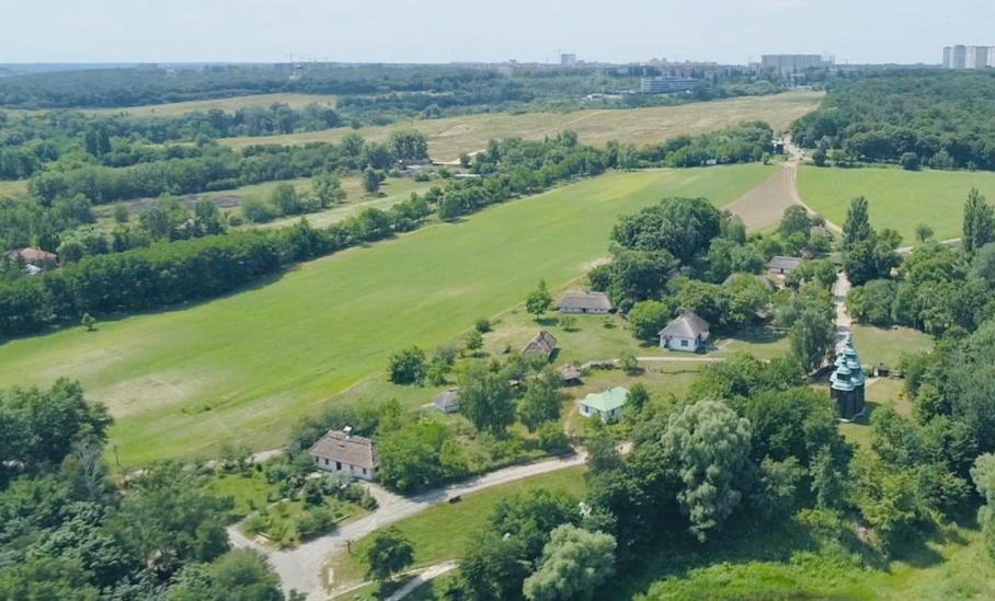 Прокуратура Києва захистила від забудови землі біля Музею в Пирогові