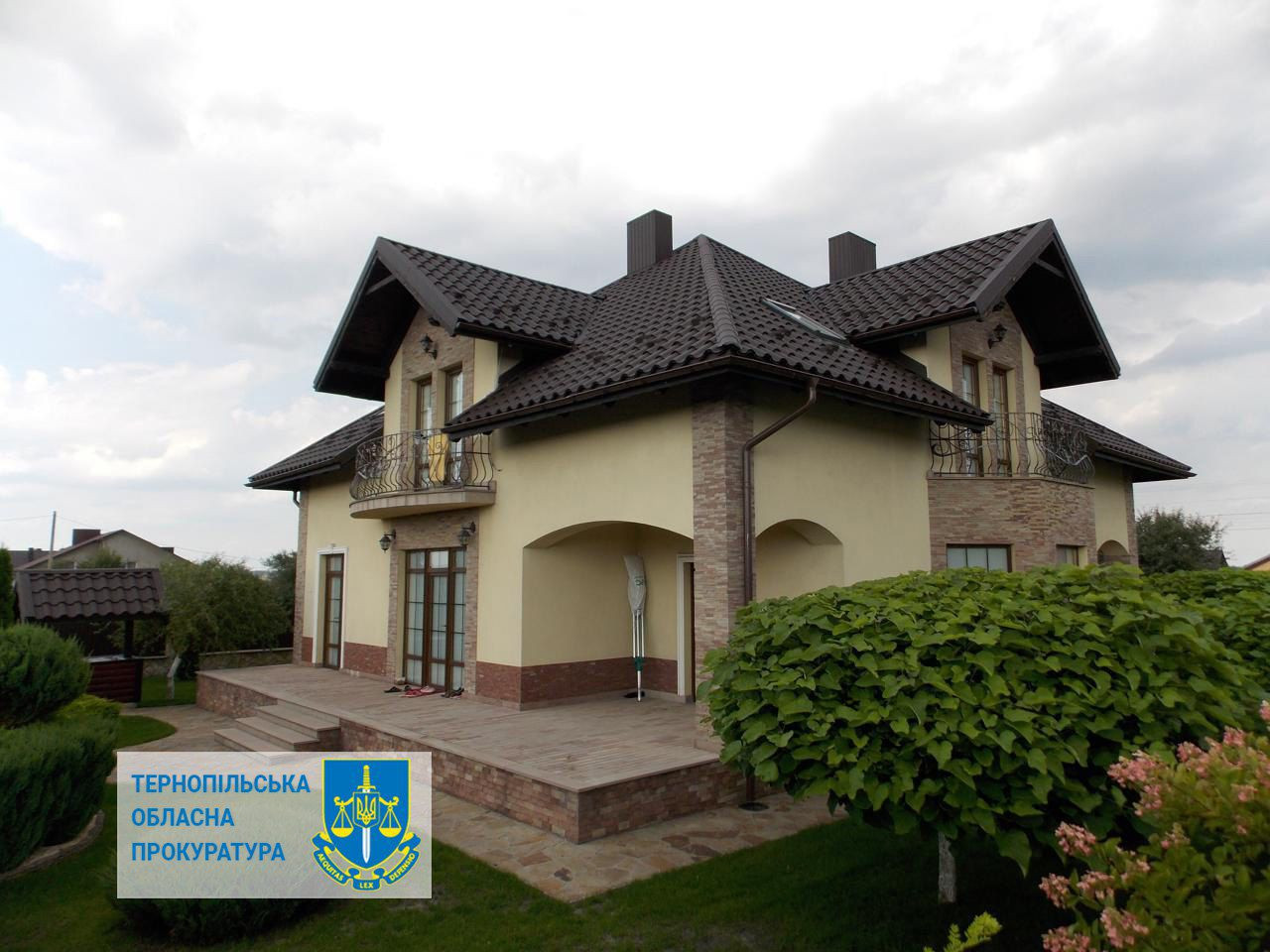 Судитимуть колишнього начальника податкової служби в Тернопільській області за недостовірні відомості в декларації на понад 23,4 млн грн