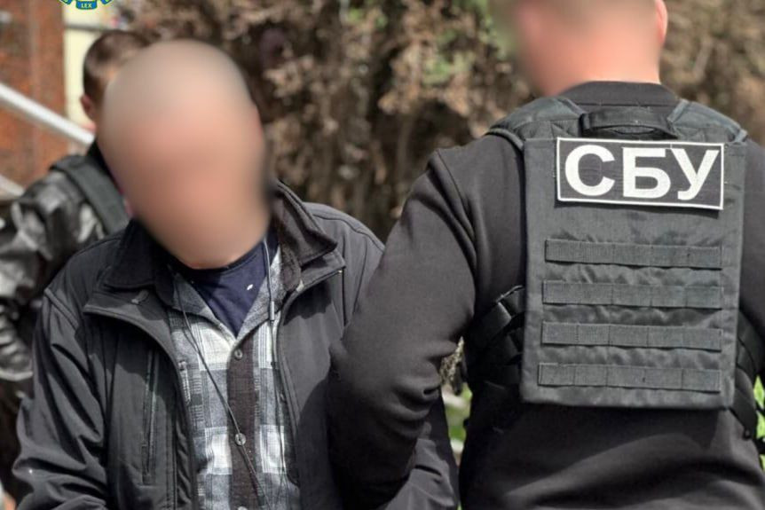 На Кіровоградщині викрито чоловіка на сприянні ухиленню від мобілізації за 5 тис доларів США