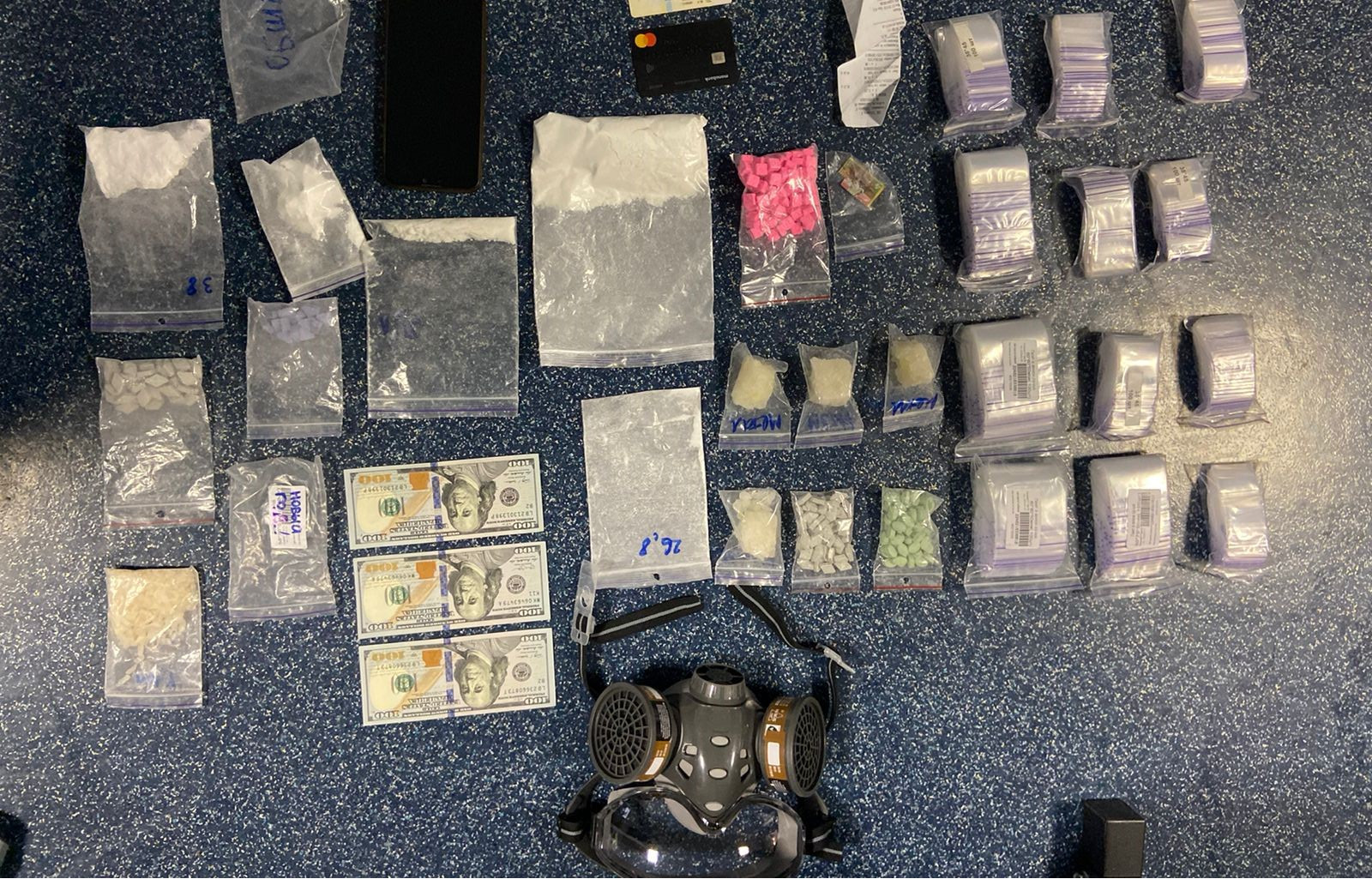 Правоохоронці вилучили партію наркотиків майже на 1,5 млн грн (ФОТО)