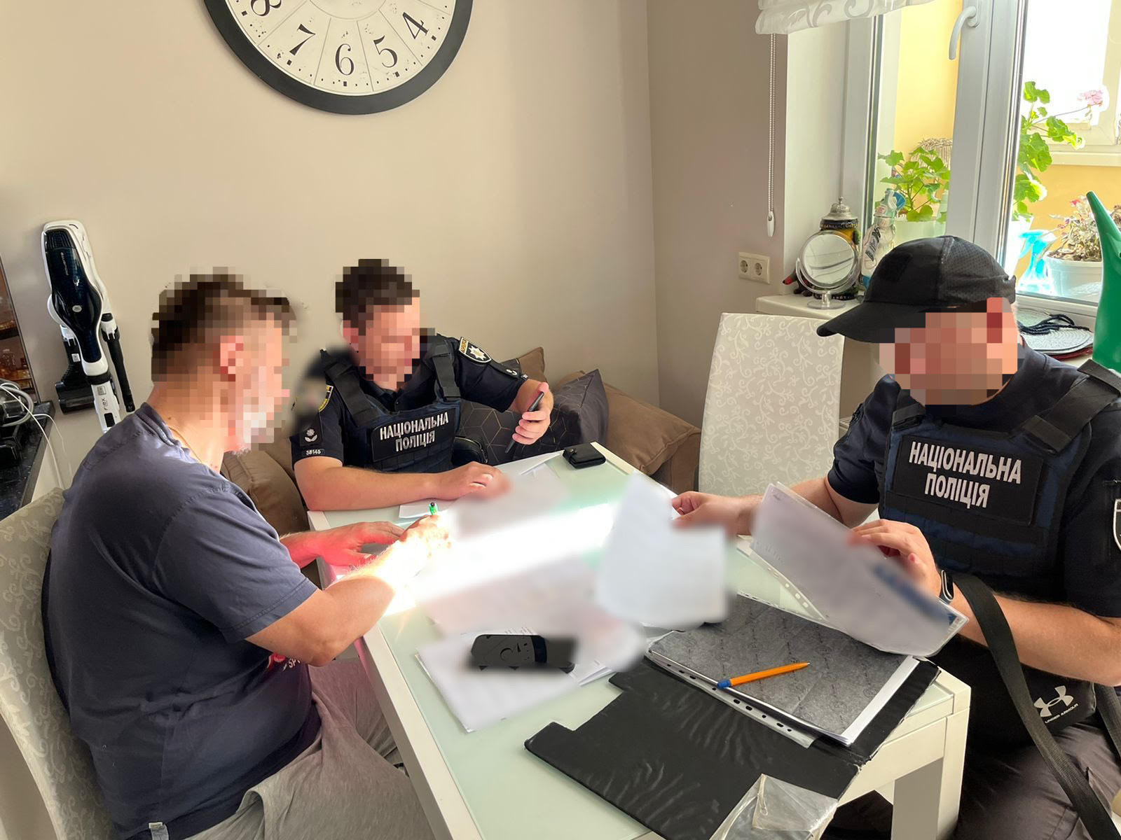 Розтрата майже півмільярда гривень коштів банку – повідомлено про підозру екскерівнику