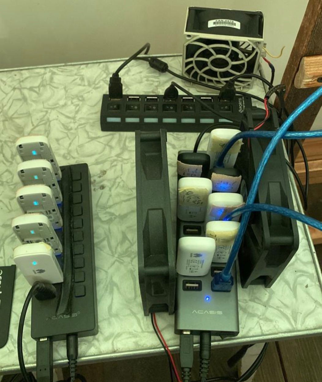 У Києві заблоковано ботоферму, яку використовували проти України представники російських PR-компанії