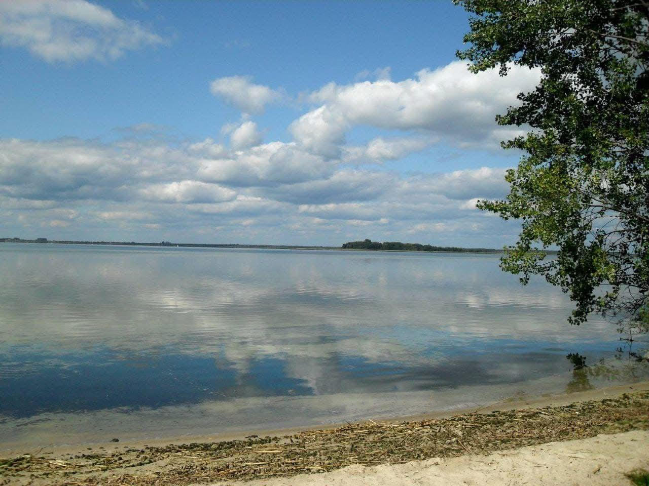На Волині посадовця ГУ Держгеокадастру судитимуть за оборудки із земельними ділянками на березі озера Світязь