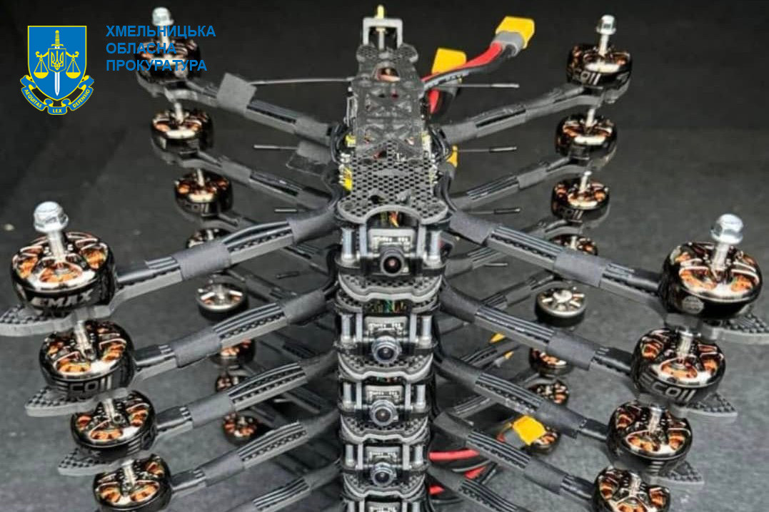 6 млн грн збитків на закупівлі дронів для військових – на Хмельниччині міського голову підозрюють у службовій недбалості