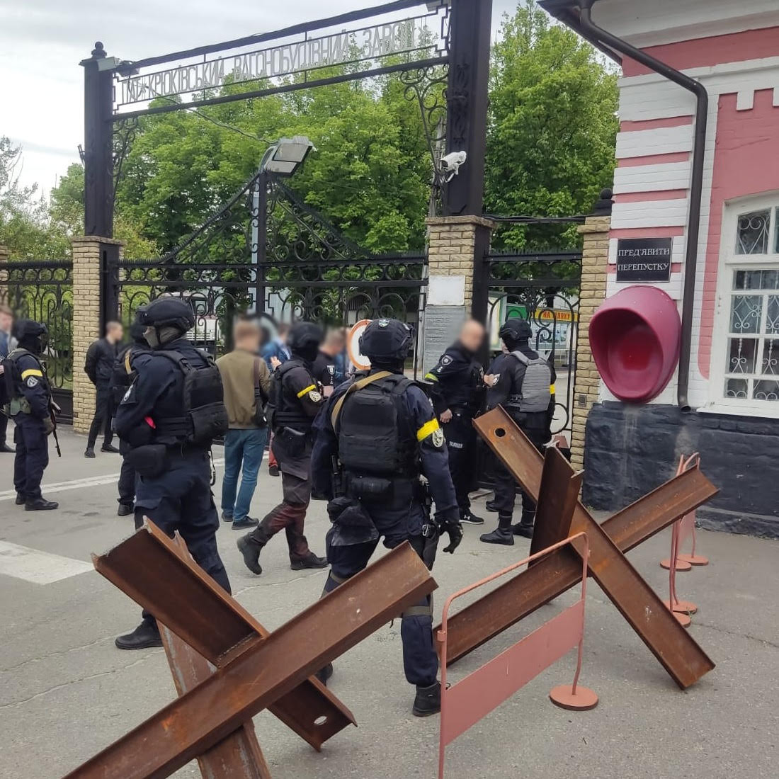 Викрито схему виведення грошових коштів вагонобудівного заводу на рахунки російських підприємств