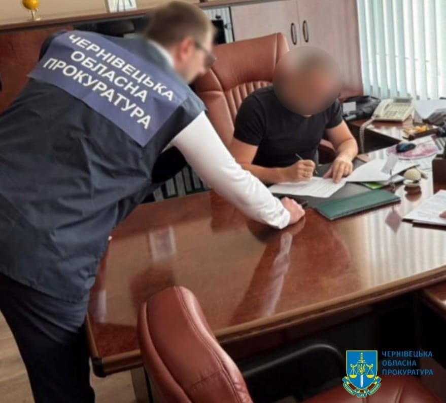 Системна розтрата бюджетних коштів та зловживання посадовців на Буковині: прокуратура забезпечує належне реагування