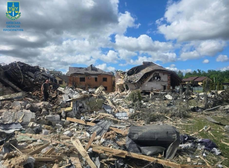 The proceedings on an enemy attack on the Kyiv region have been started - a woman was killed, another 7 people were injured