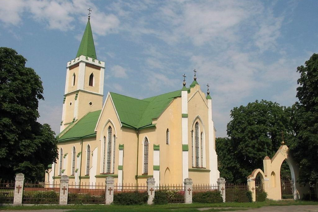 Завдяки прокуратурі повернуто державі пам’ятку культури національного значення – Михайлівську церкву