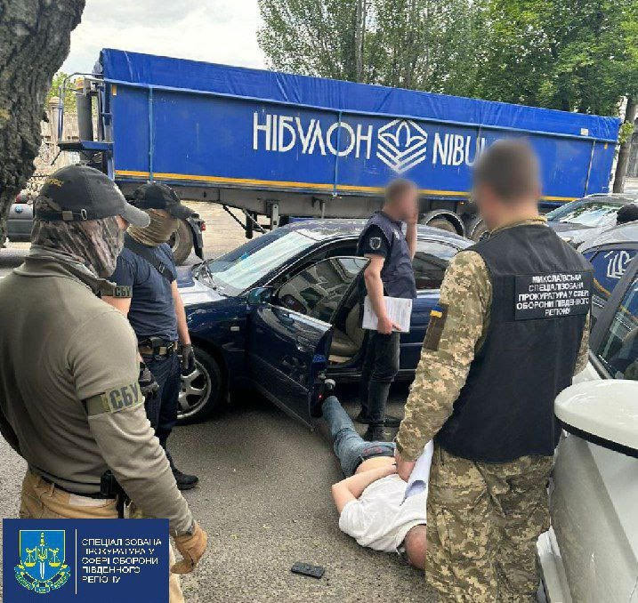 7500 доларів США за сприяння у незаконному перетині кордону –   затримано юрисконсульта військової служби правопорядку