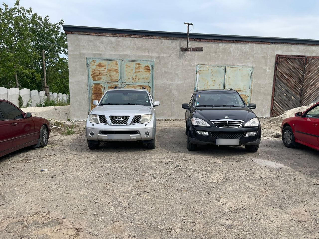 Викрито мешканця Київщини, який продавав військовослужбовцям автомобілі, отримані як гуманітарну допомогу