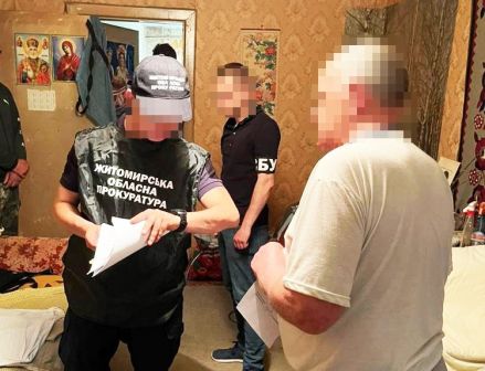 Публічно закликав до підтримки дій країни-агресора – на Житомирщині підозрюється депутат селищної ради від забороненої «ОПЗЖ»