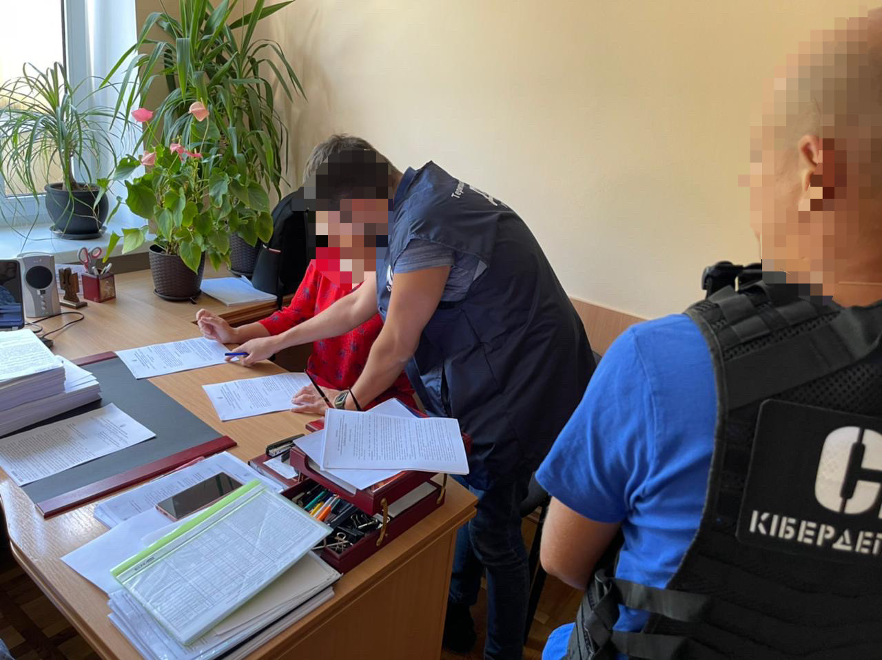 Безпідставна передача землі – підозрюється посадовець регіонального управління Держгеокадастру (ФОТО)