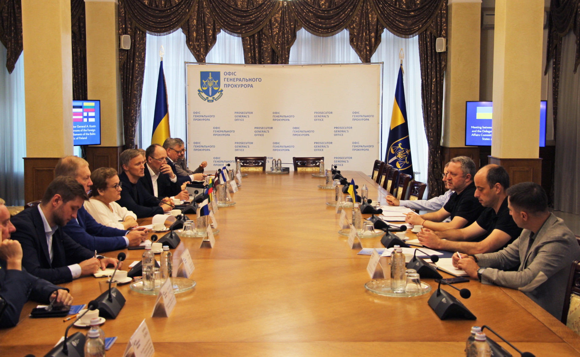 Андрій Костін зустрівся з делегацією голів Комітетів у закордонних справах Парламентів держав Балтії