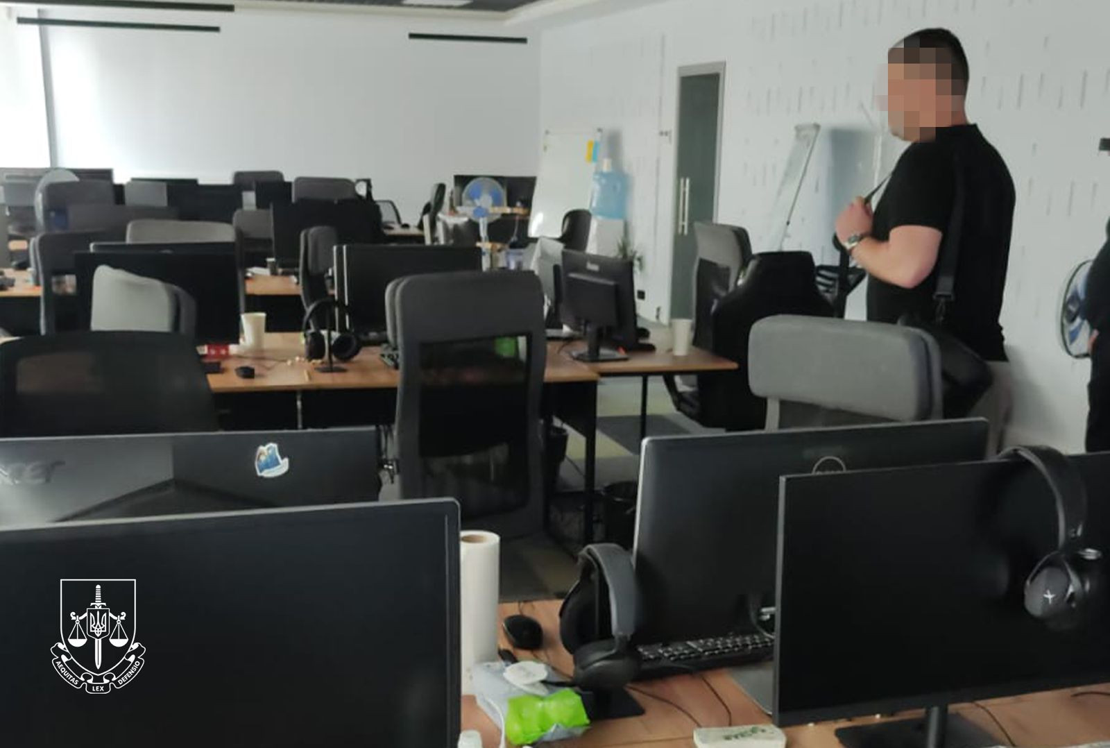 Системна боротьба з шахрайськими кол-центрами в Україні триває