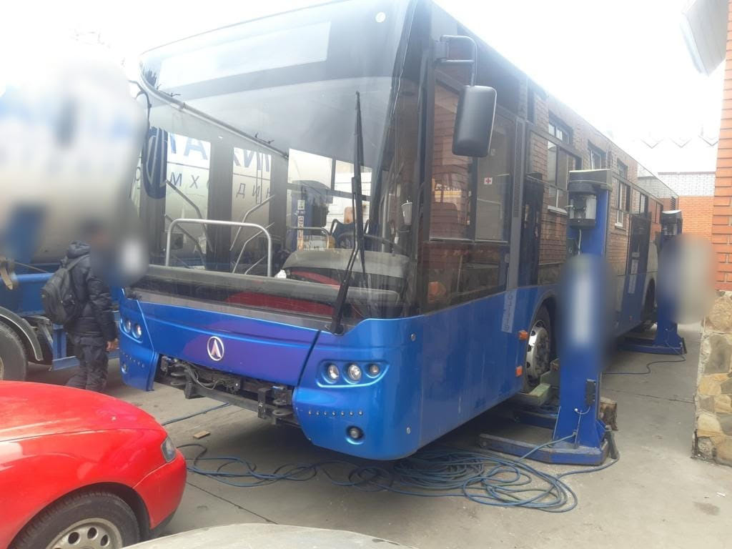 Заволодіння понад 5,7 млн грн бюджетних коштів під час закупівлі міських автобусів – повідомлено про підозру директору товариства