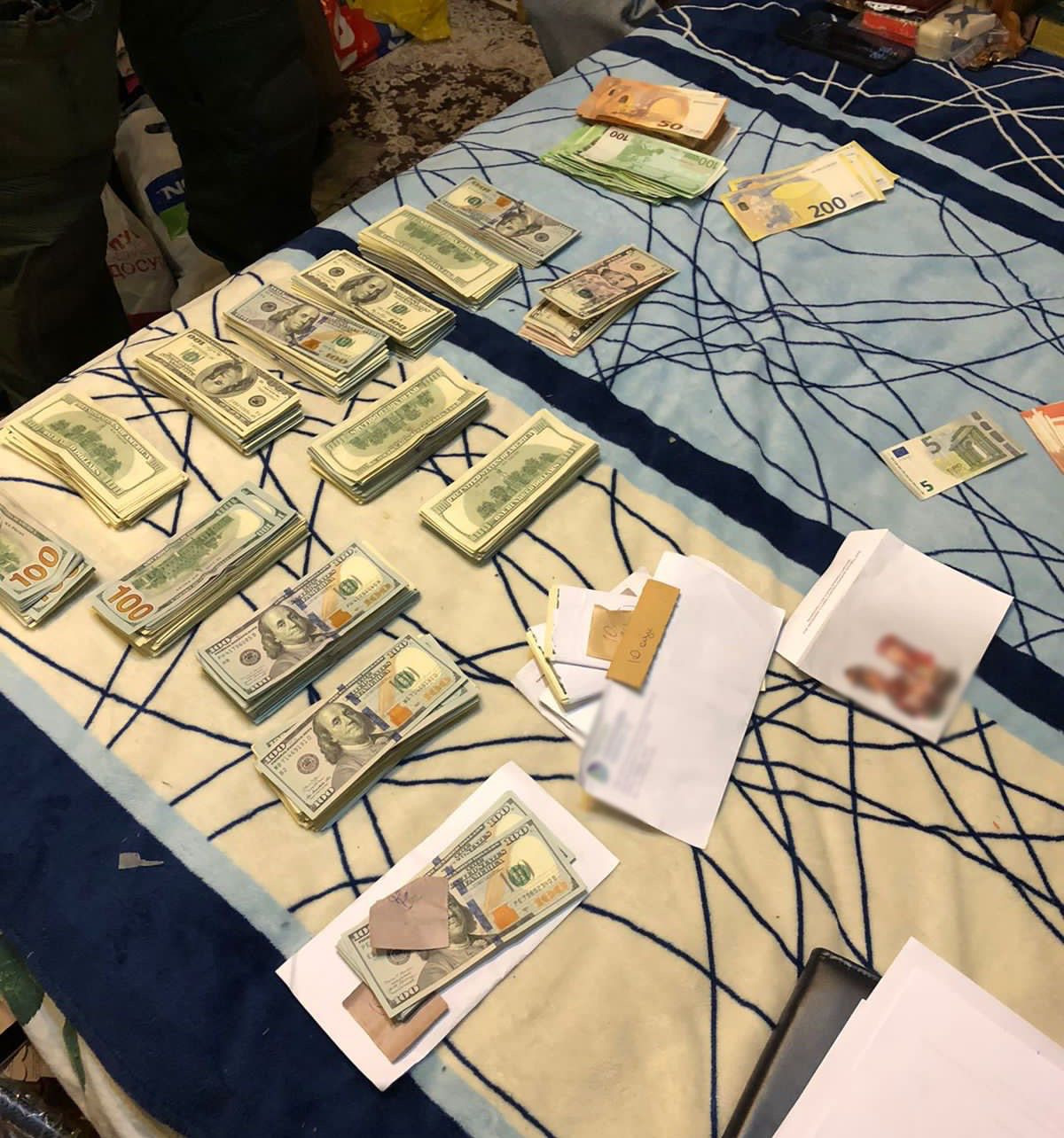 Керівництво Центральної ВЛК викрито на одержанні коштів за видачу документів про непридатність до військової служби