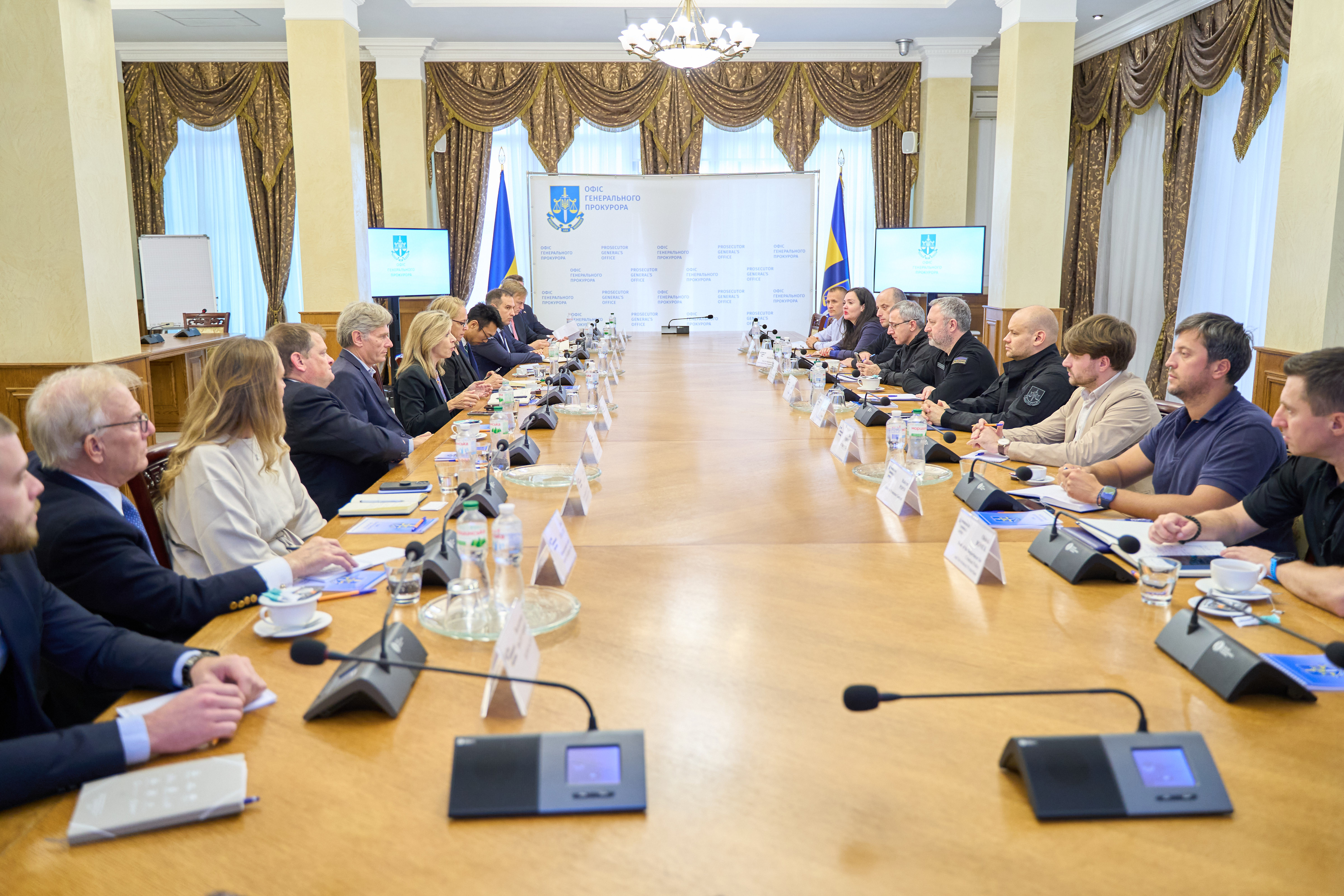 Андрій Костін обговорив з делегацією Інституту Маккейна посилення співпраці