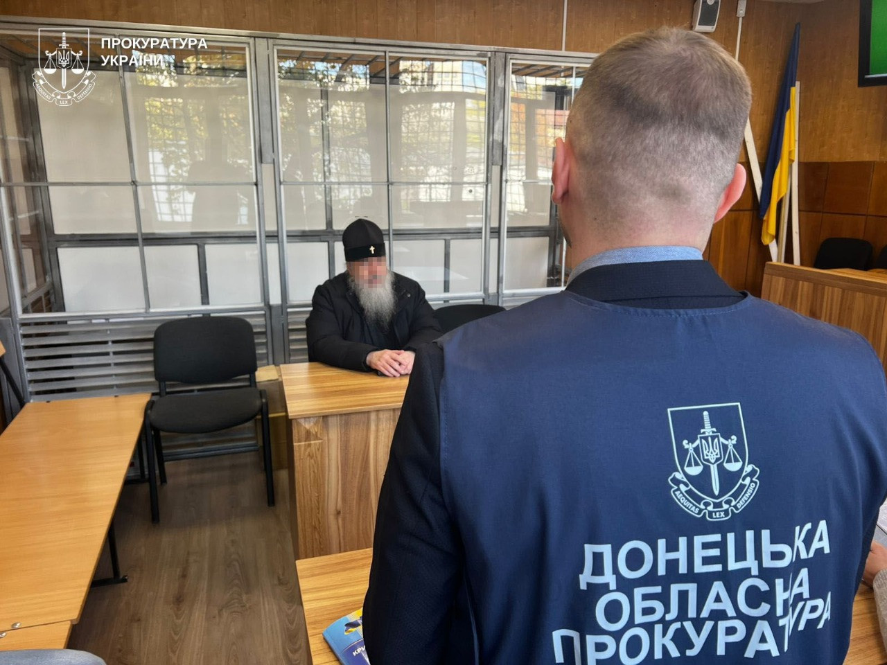 Настоятелю Святогірської лаври повідомлено про нову підозру за злочини проти миру. Його знову арештовано