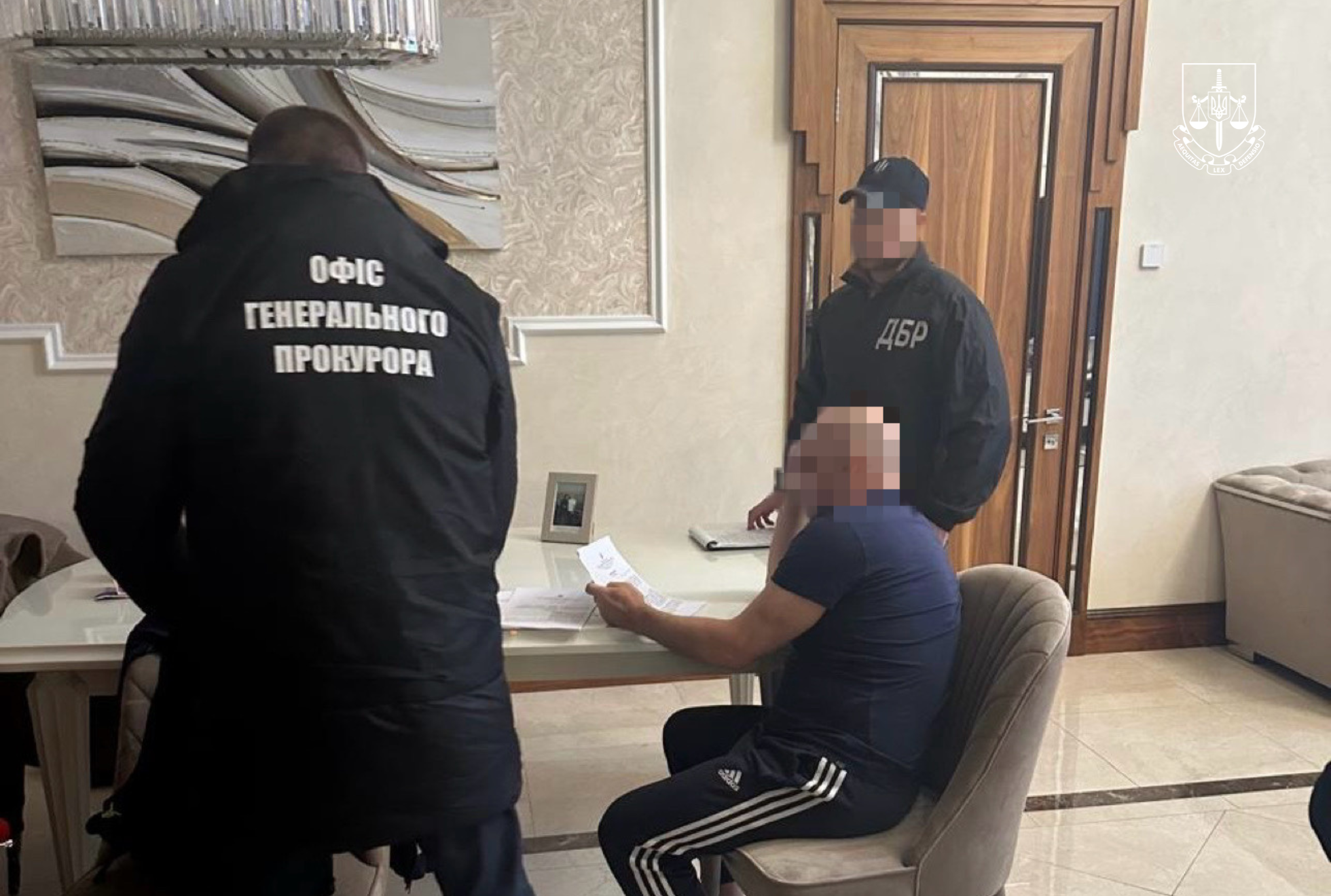 Народному депутату України повідомлено про підозру у державній зраді