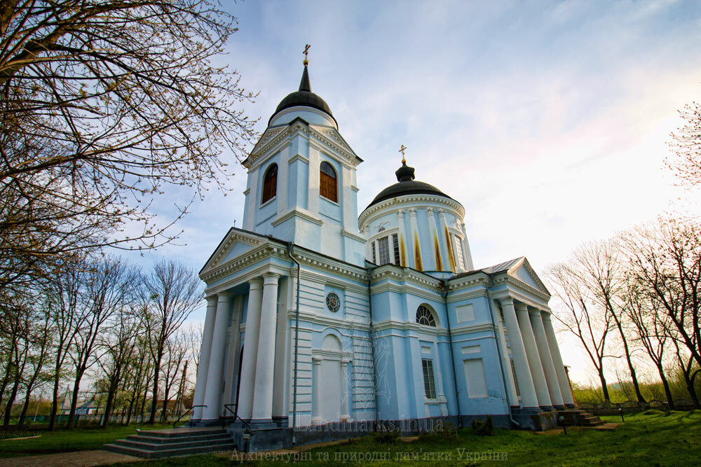 Two architectural monuments of national importance in Cherkasy region have been returned to state ownership