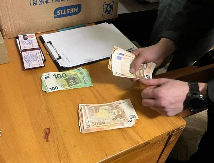 160 тис грн за оренду концертної зали - затримано посадовців музичної академії