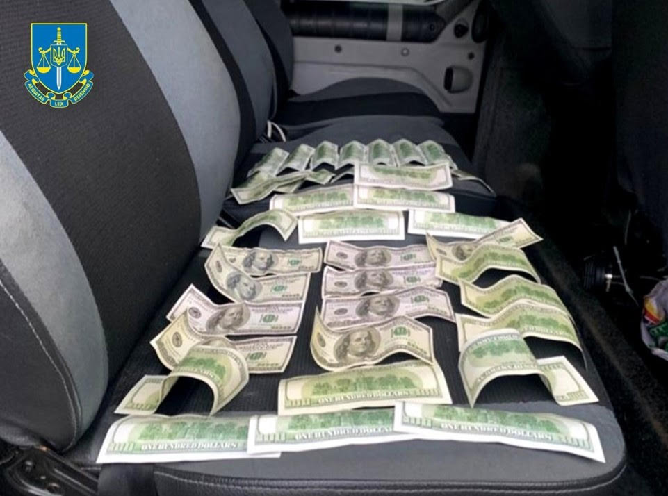 У Львові затримали двох осіб за незаконне переправлення військовозобов'язаного через кордон