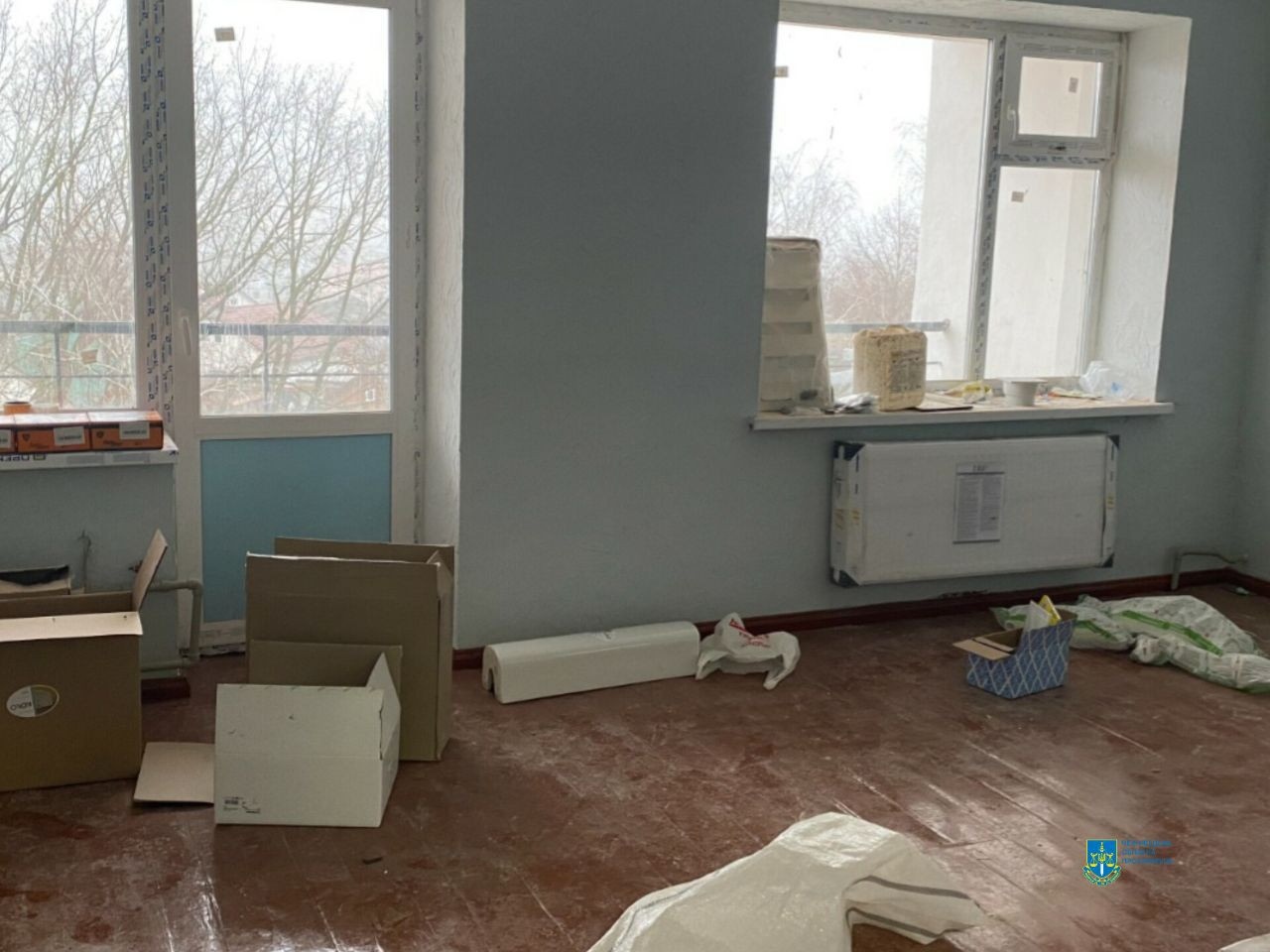 Заволодіння коштами під час ремонту гуртожитку для внутрішньо переміщених осіб – на Буковині повідомлено про підозру підприємиці