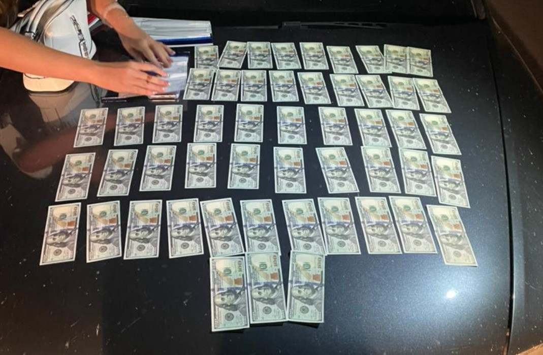 5200 доларів США за організацію незаконного перетину кордону – переправниці ухилянтів із Закарпаття повідомлено про підозру