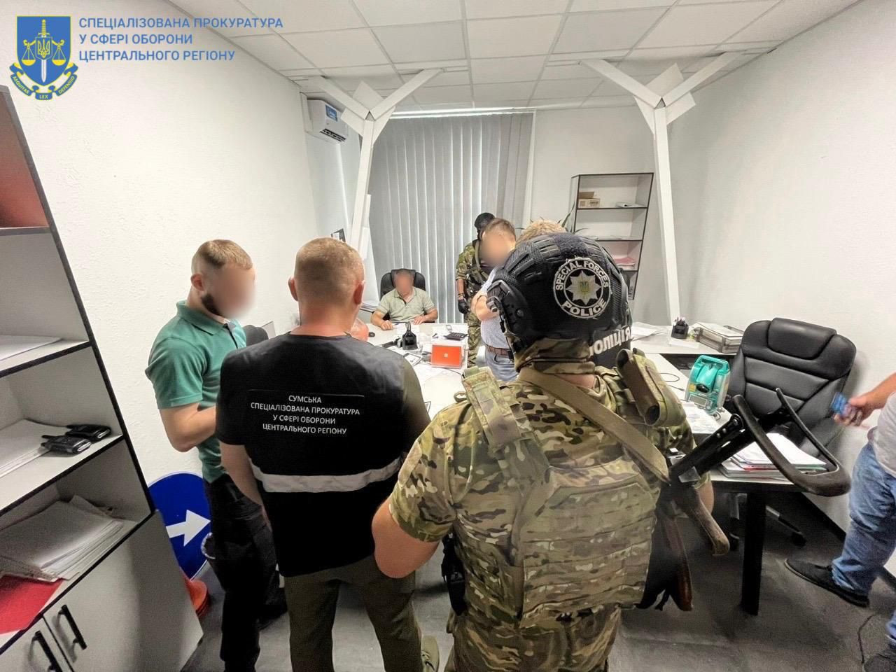 Завищення вартості матеріалів під час будівництва фортифікацій на Сумщині: директору підприємства повідомлено про підозру