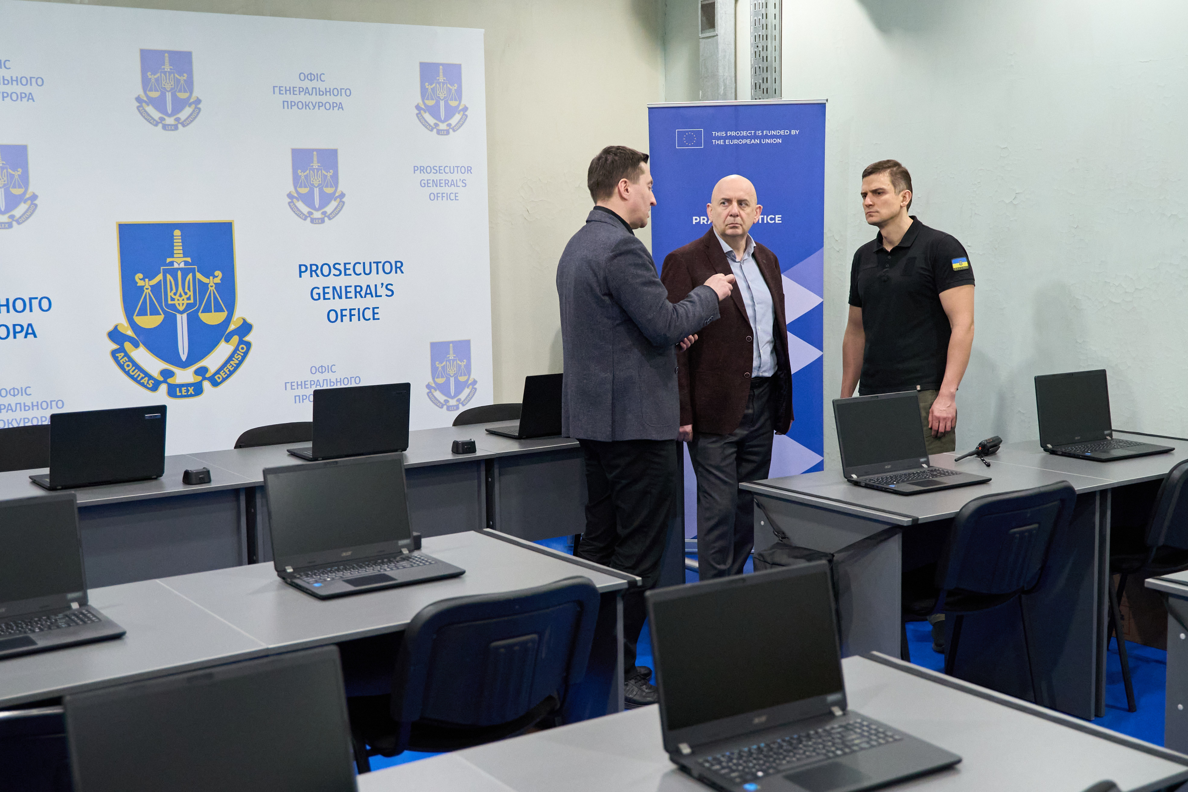 Безперервна робота в умовах ракетних обстрілів – в Офісі Генпрокурора запустили в експлуатацію «Ситуативну кімнату»