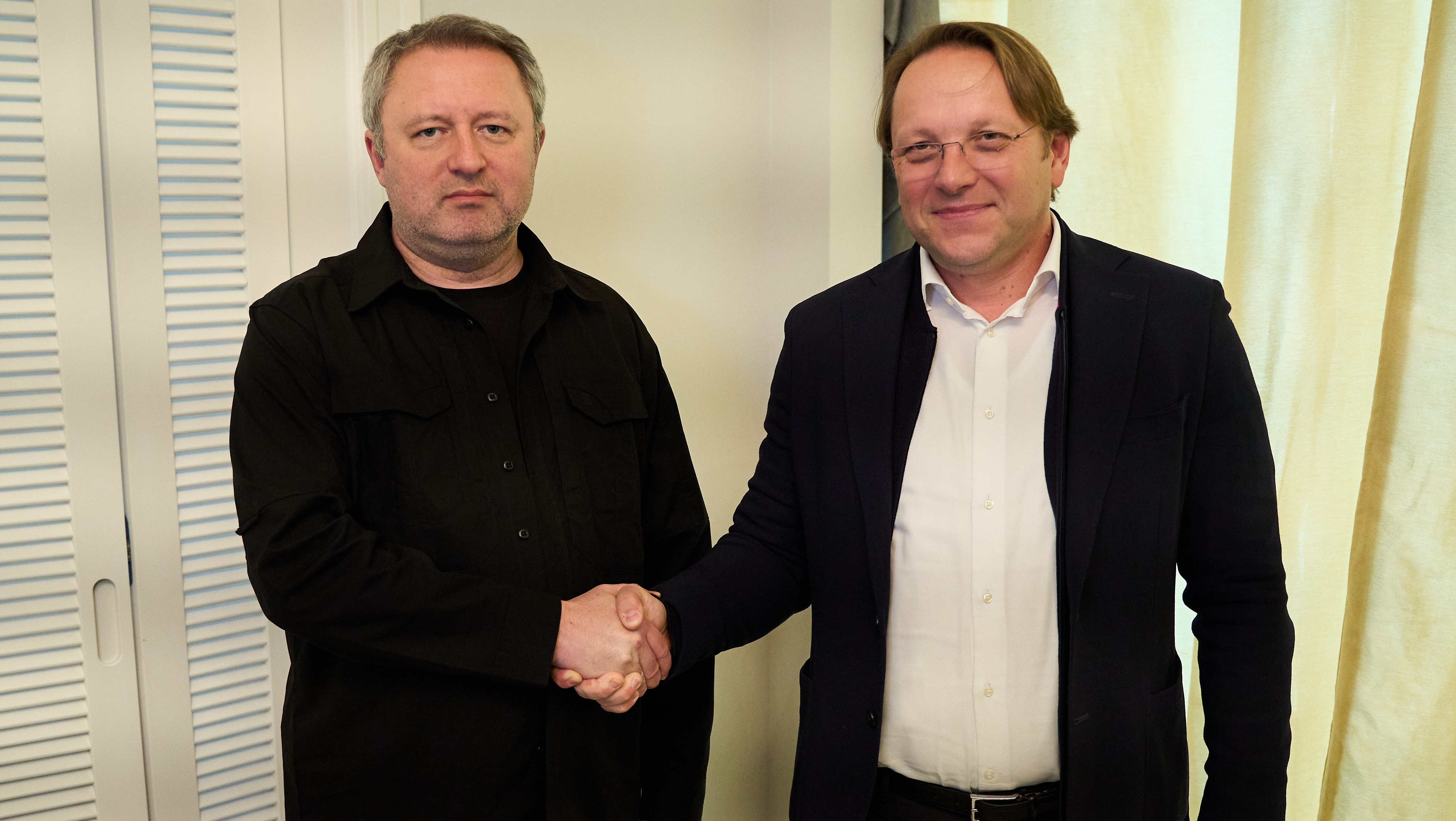 Андрій Костін зустрівся з Членом Європейської Комісії з питань сусідства і перемовин щодо розширення Олівером Варгеї