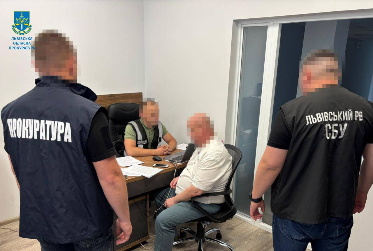 Official negligence with losses of almost 10 million UAH - the former official of one of Lviv universities is suspected