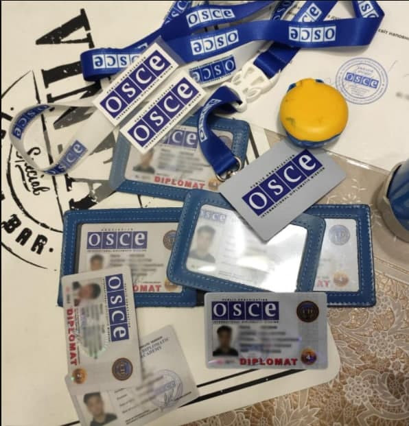 Продаж фейкових посвідчень ОБСЄ – у столиці викрито шахрайську схему (ФОТО)