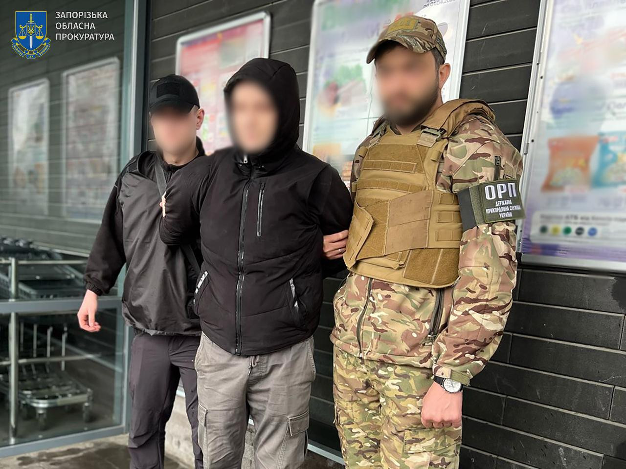 За 15000 доларів США пообіцяв уникнути призову та безперешкодно перетнути  кордон України – викрито жителя Запоріжжя