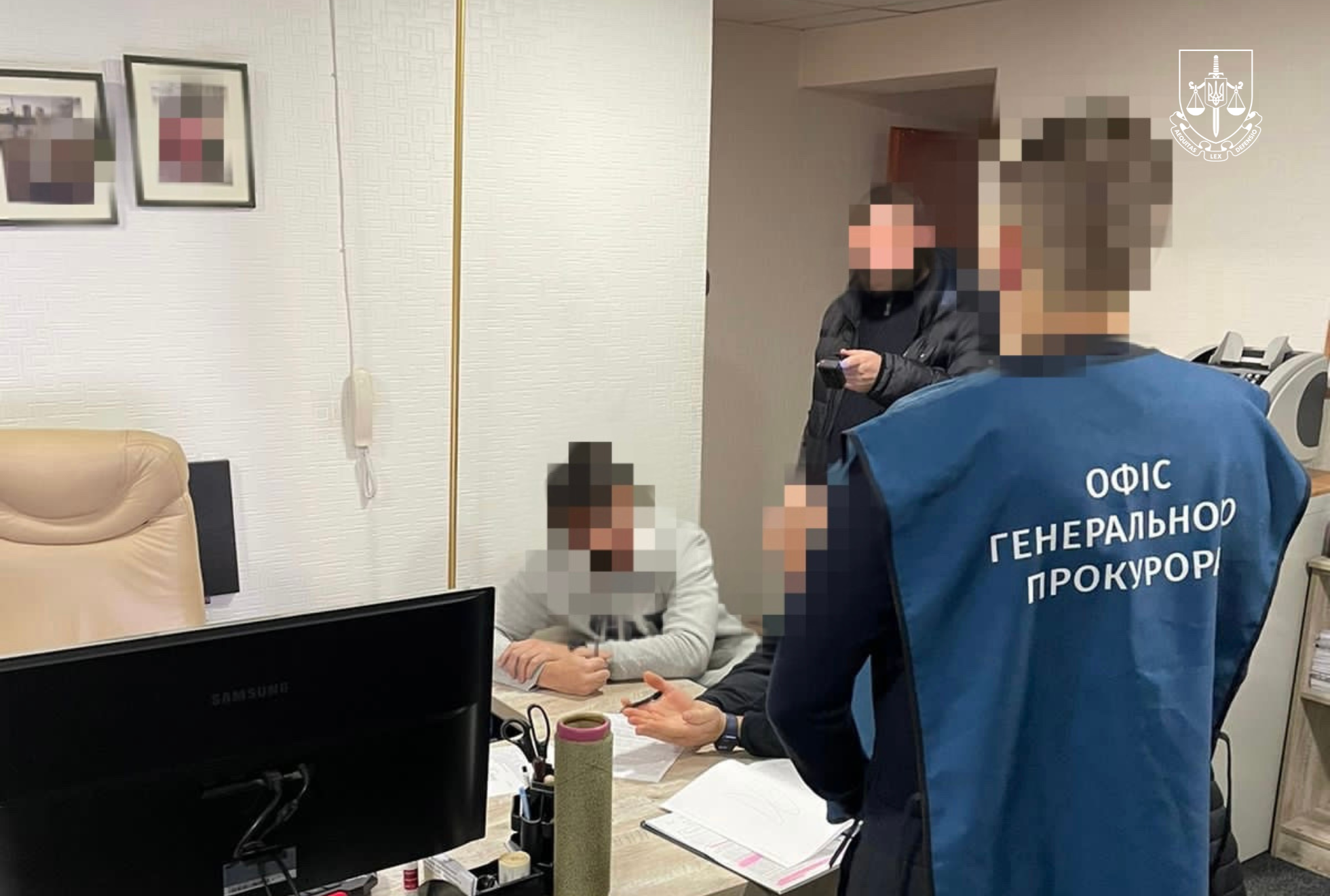 Розтрата майна банку на 361 млн грн - повідомлено про підозру шести учасникам схеми