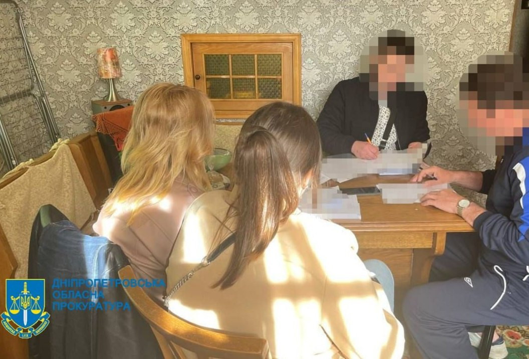 Двох службовців Дніпровської міськради судитимуть за розтрату понад 4,3 млн грн на будівництві системи водовідведення