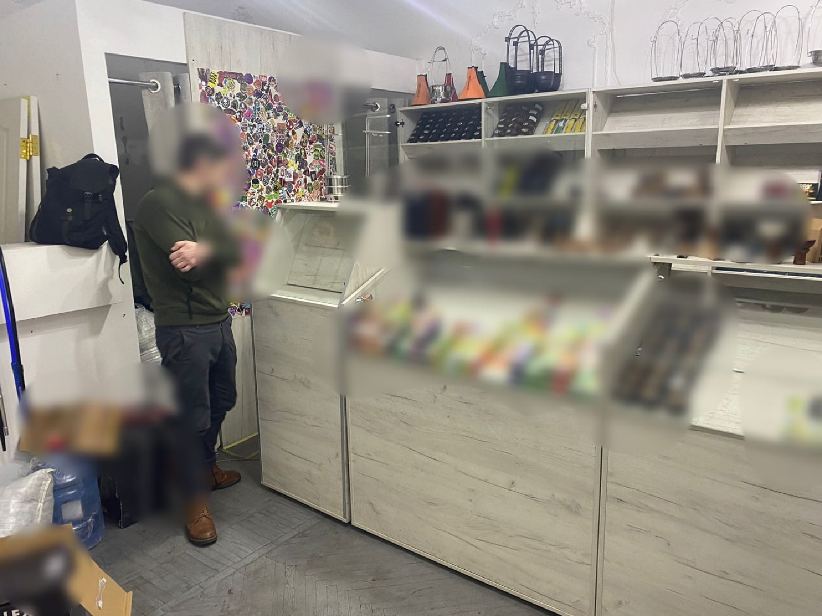 Вилучено тютюнові вироби на понад 2,1 млн грн – на Київщині припинено незаконну торгівлю контрафактною продукцією