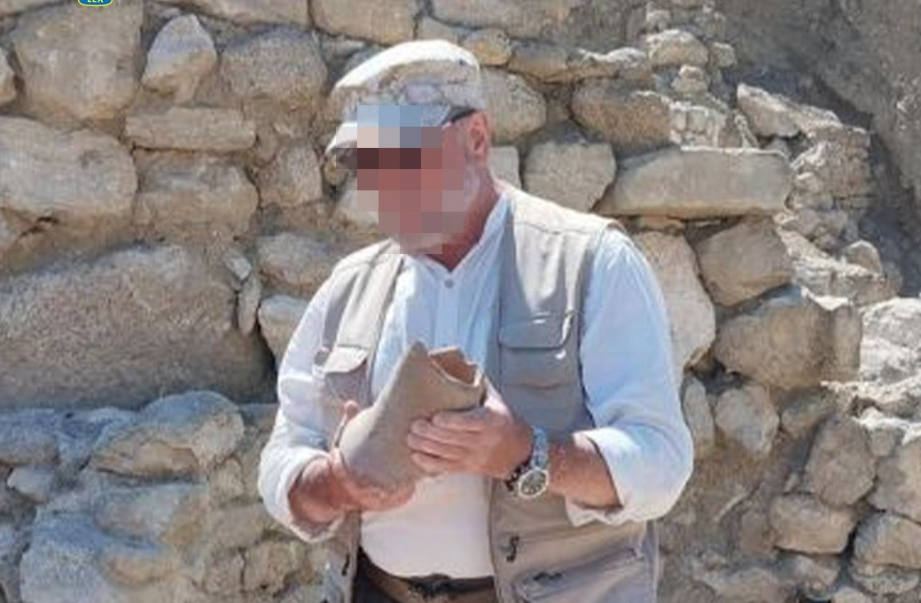 Повідомлено про підозру російському археологу, який проводить незаконні розкопки «Стародавнього міста Пантікапей» в Криму