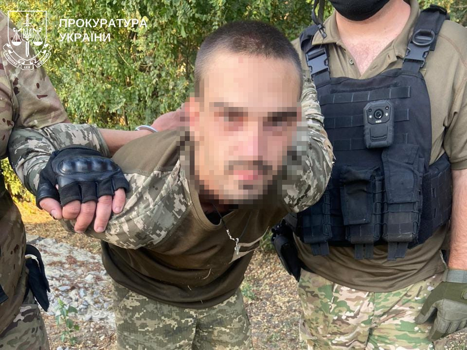 Attempted murder, desertion and ammunition storage: In Dnipropetrovsk, the court sentenced a military serviceman