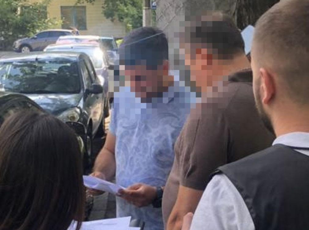 Лобіював інтереси «дружніх» підприємців зі збитками для бюджету – посадовцю столичного КП повідомлено про підозру