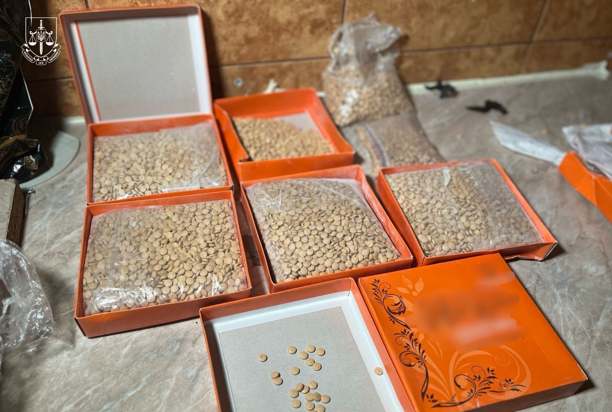 Викрито організаторів наркоугруповання та вилучено наркотиків на понад 4 млн грн