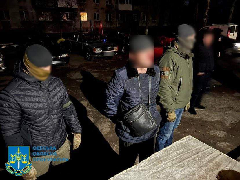 До 8 років за ґратами засуджено працівника Херсонської виправної колонії за колабораційну діяльність