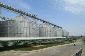 В АРМА передано морський перевантажувально-складський комплекс зернових вантажів, який належить компанії, пов’язаній з підсанкційним бізнесменом