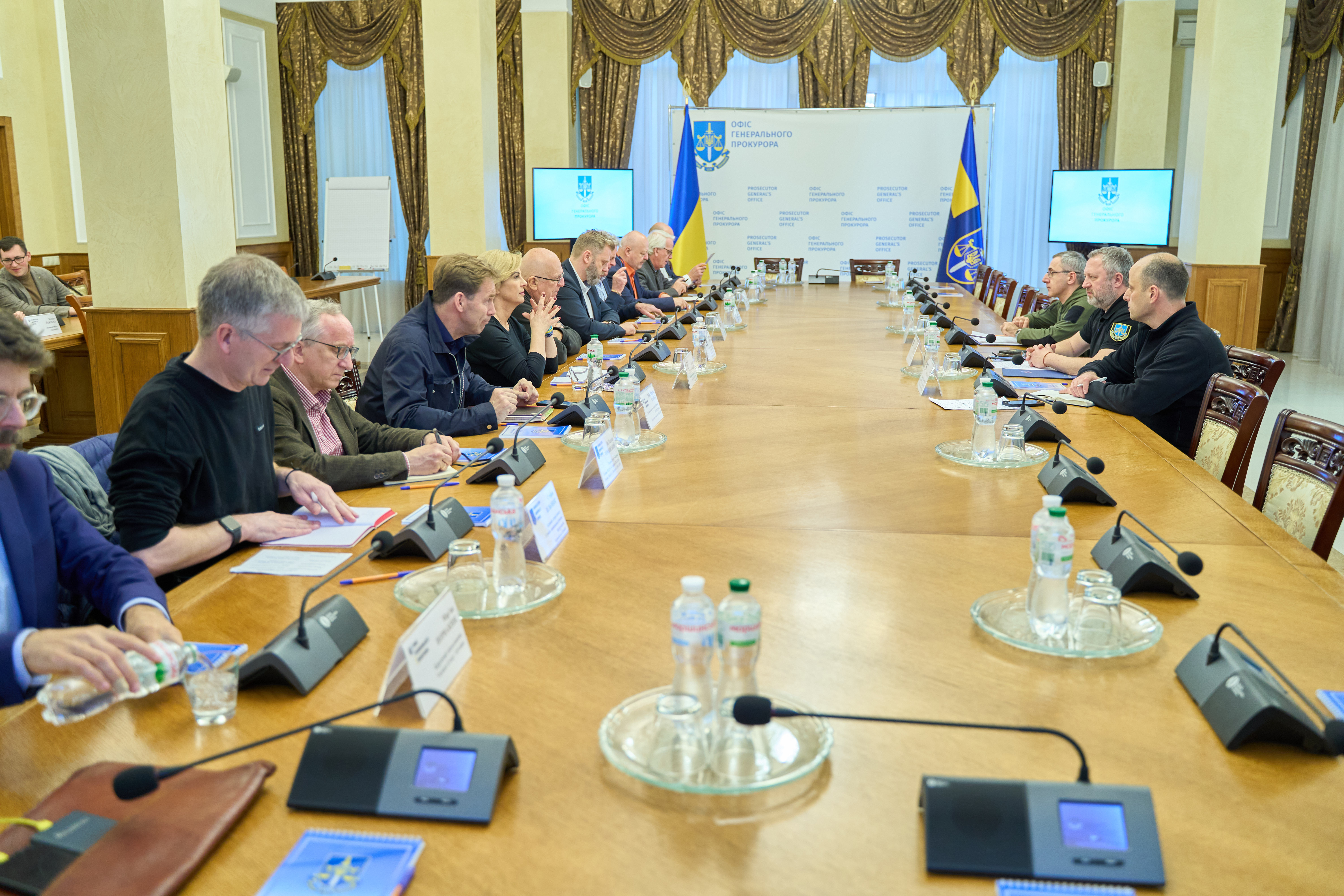 Андрій Костін зустрівся з представниками GLOBSEC