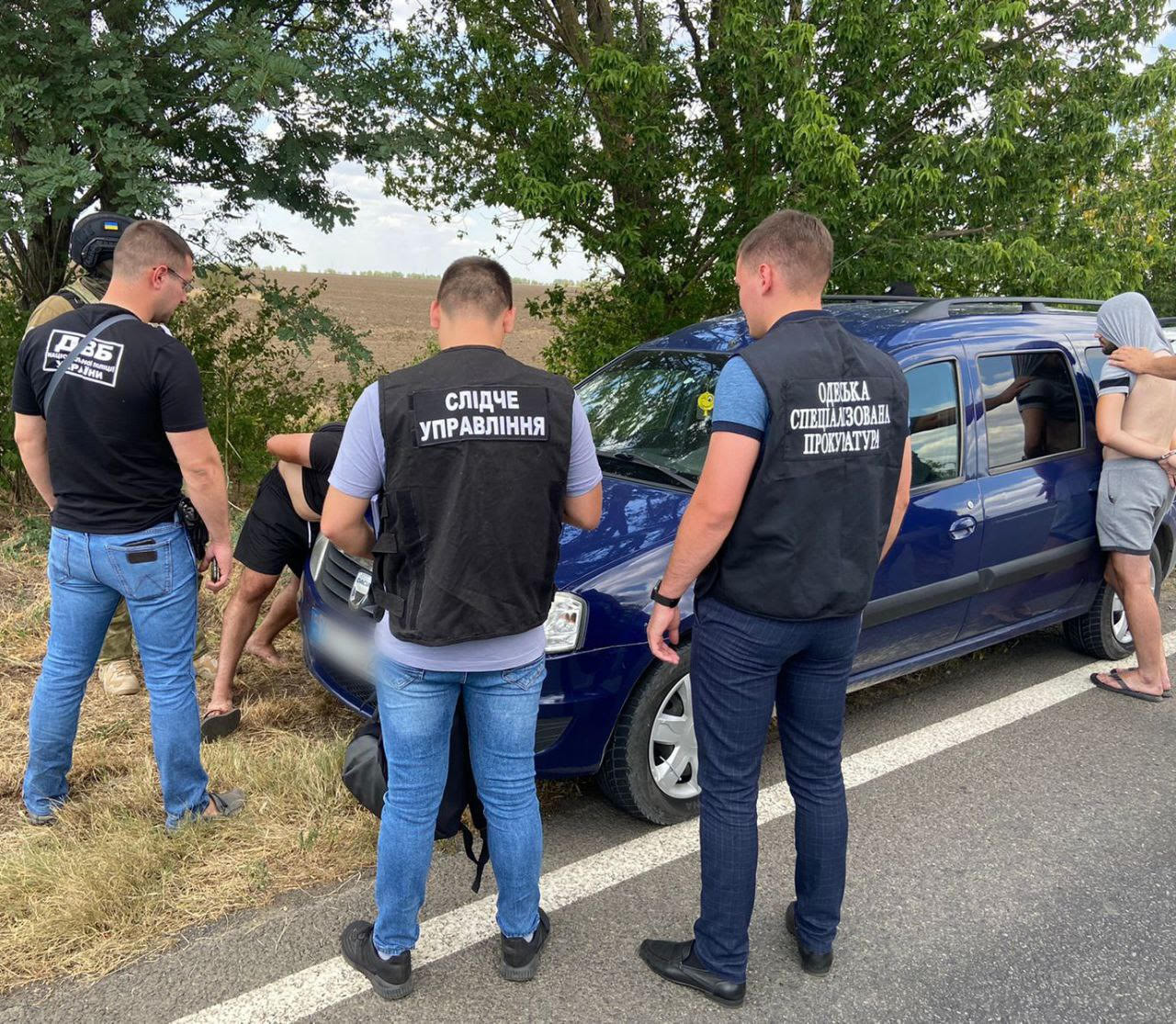 12 тис доларів США за непридатність до військової служби – викрито групу осіб