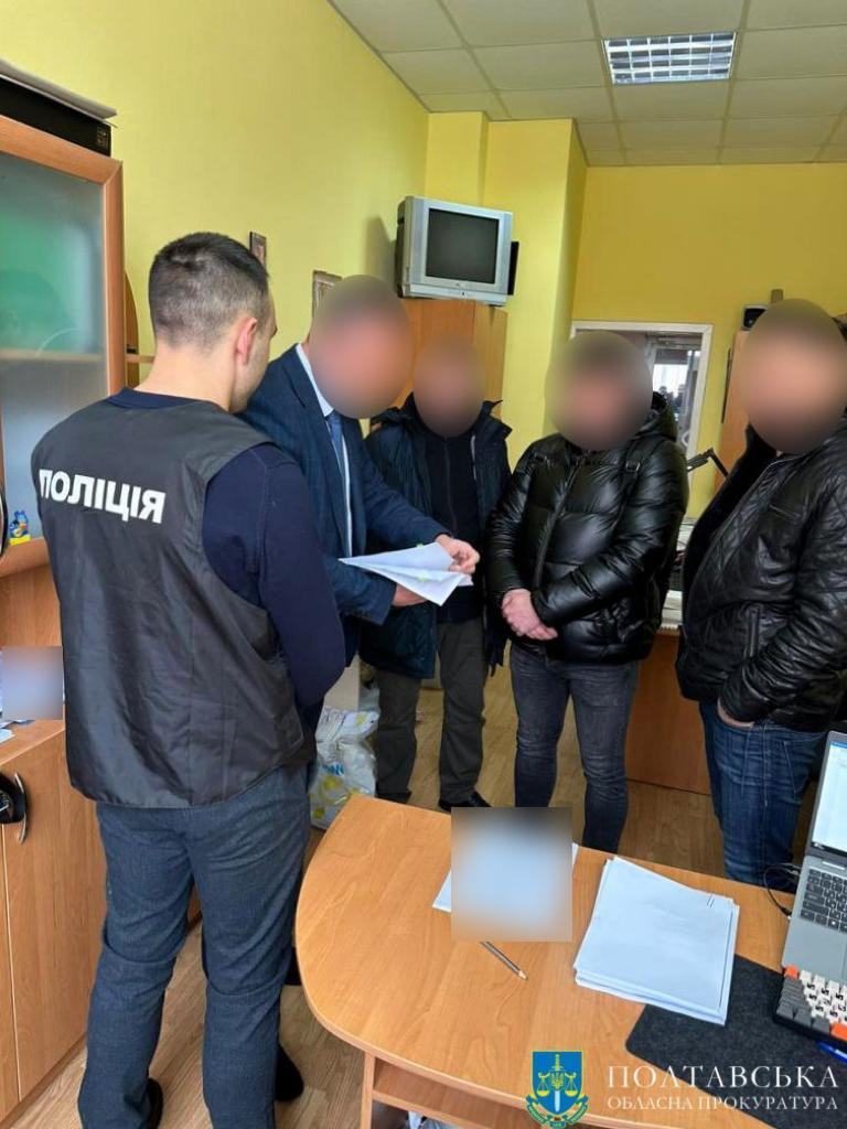 «Відкати» від тендеру на ремонті укриття – на Полтавщині підозрюють депутата міськради, директора комунального підприємства та керівника будівельного товариства