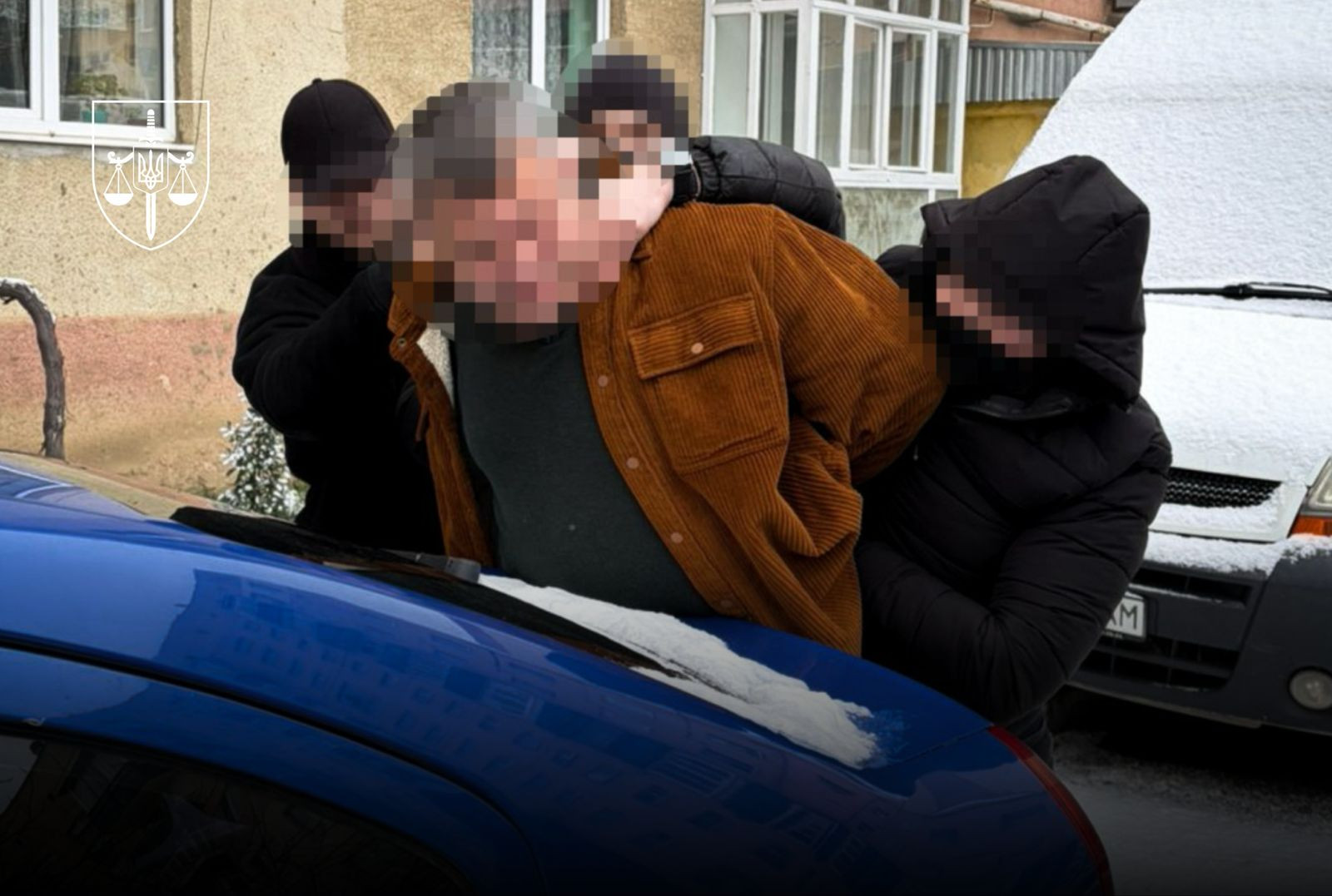 A customs officer was arrested in Transcarpathia, who set up a scheme for the duty-free import of luxury watches for 5% "cashback" on his own account